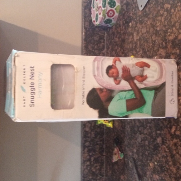 Snuggle Nest Harmony / Portable Infant Sleeper - Picture 3 of 6